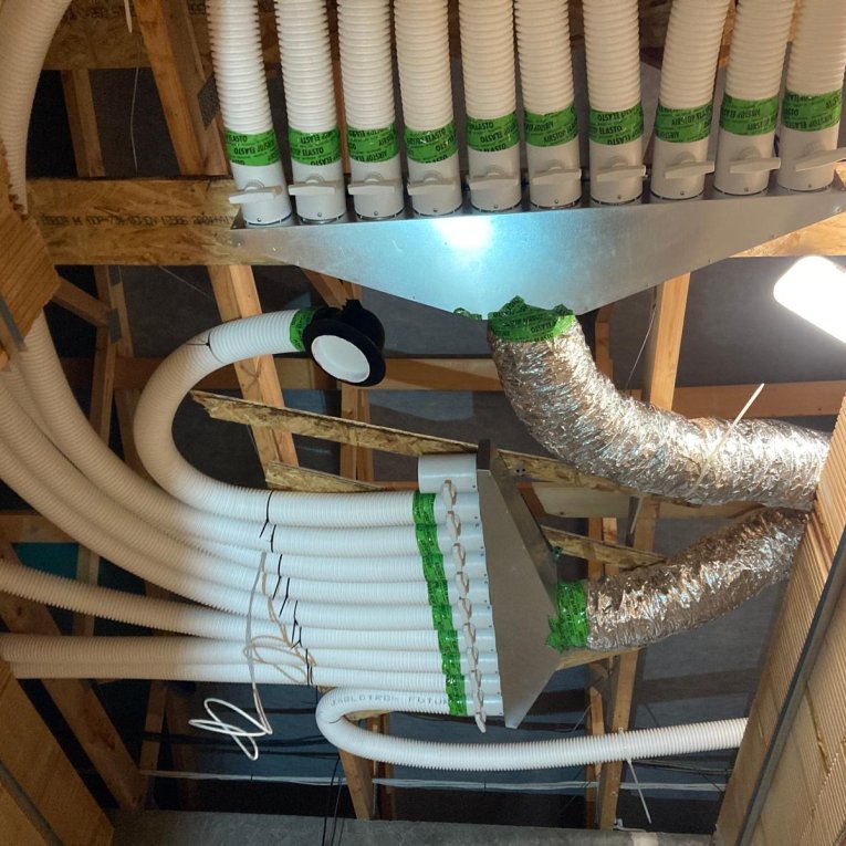 4f80081e-41cd-4b65-af36-25f1eb6da885 2